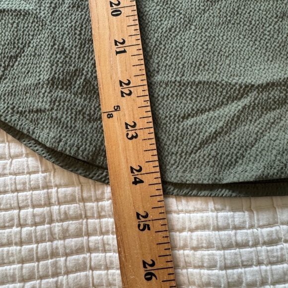 VERONICA BEARD Almera Collared Popover Blouse in Green Size Small NWT - Picture 9 of 12